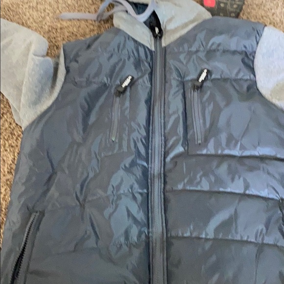 Vertical sport rain jacket - Picture 1 of 1